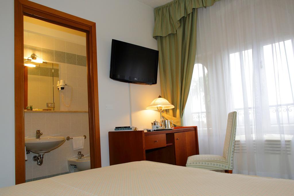 Locanda Al Castello Wellness Resort Cividale Del Friuli Bagian luar foto